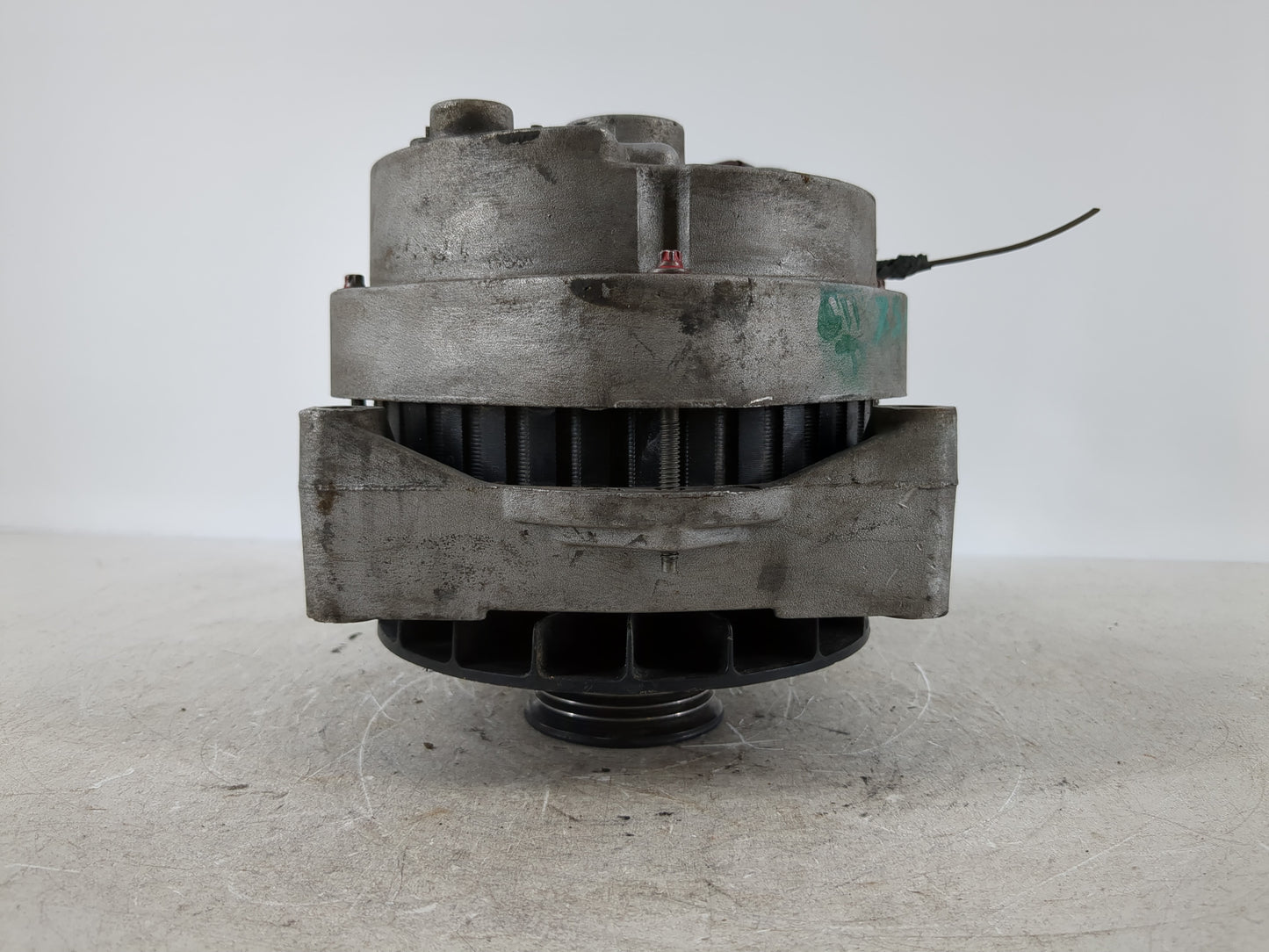 1996-2000 Chevrolet Tahoe Alternator Replacement Generator Charging Assembly Engine OEM Fits Fits 1996 1997 1998 1999 2000 O