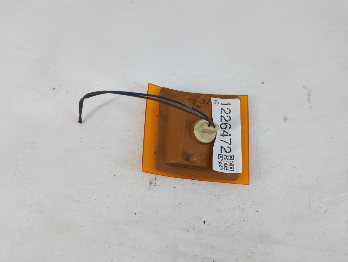 1995-2000 Chevrolet Tahoe Driver Left Oem Front Light Lamp - Oemusedautoparts1.com