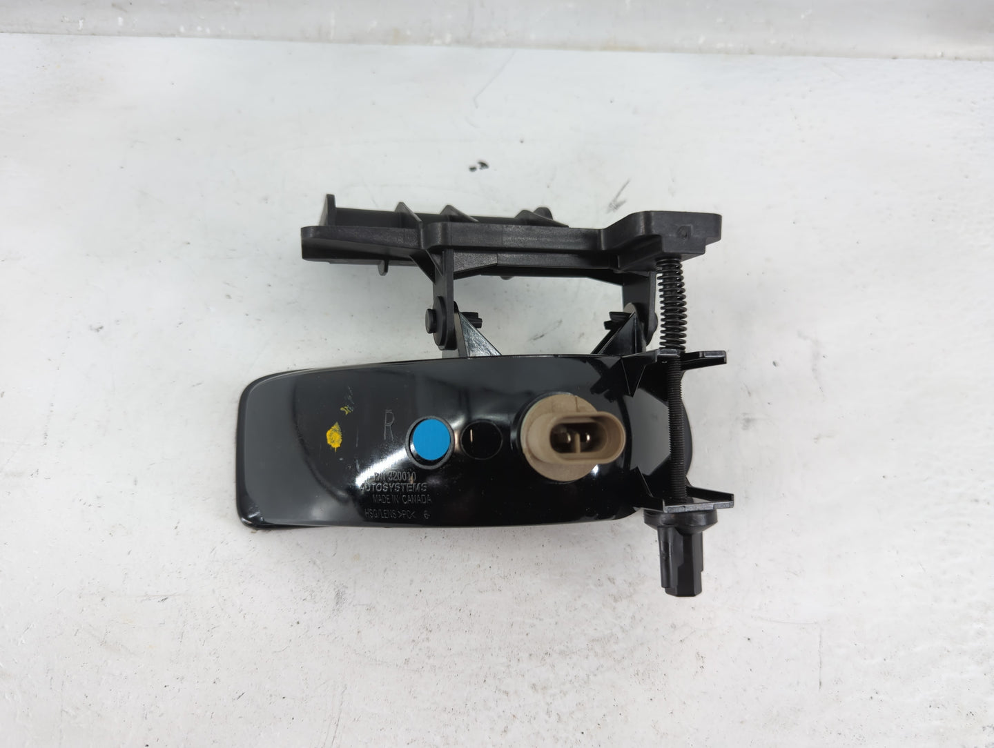 1999-2000 Chevrolet Tahoe Passenger Right Oem Front Light Lamp - Oemusedautoparts1.com