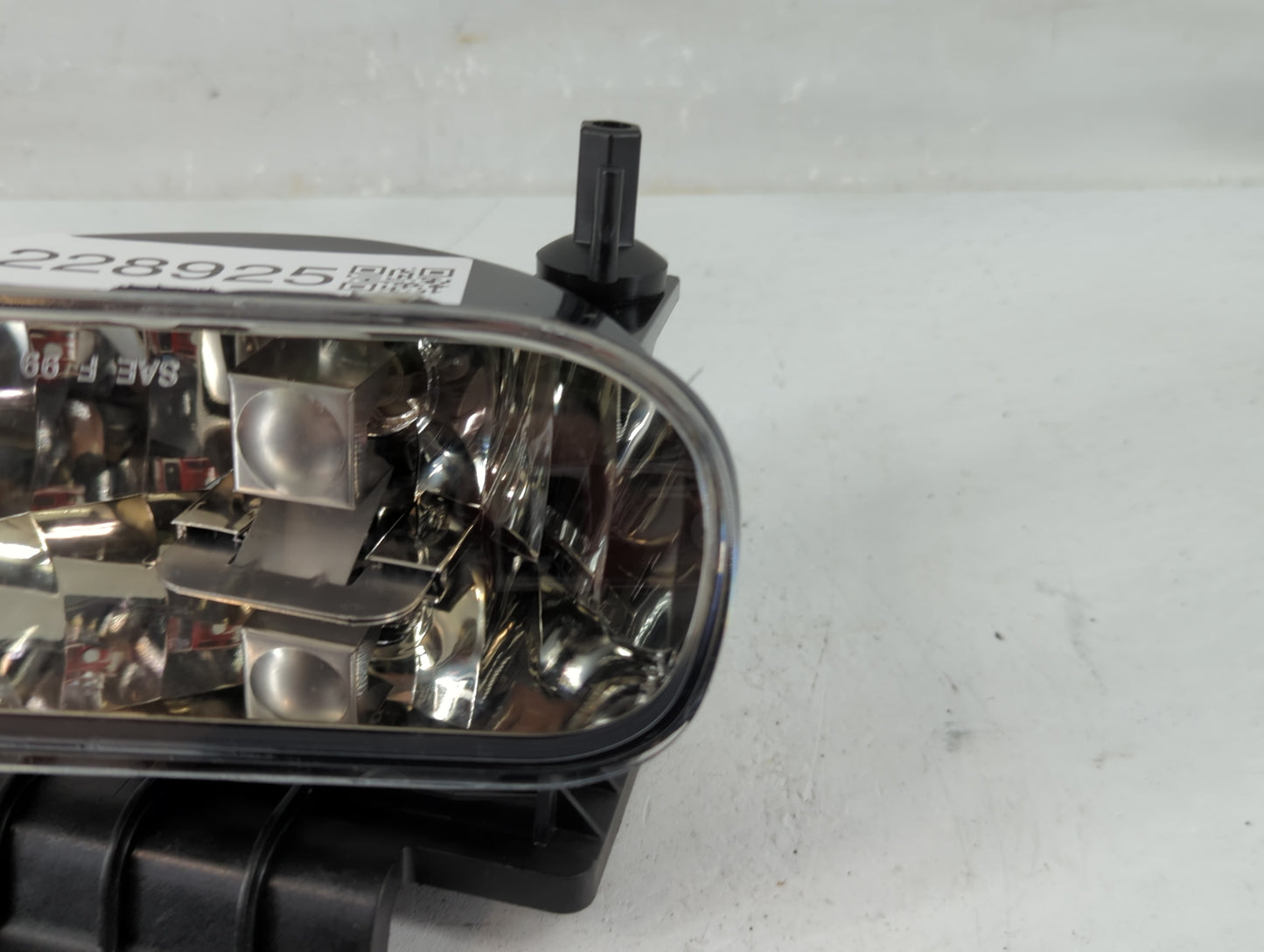 1999-2000 Chevrolet Tahoe Passenger Right Oem Front Light Lamp - Oemusedautoparts1.com