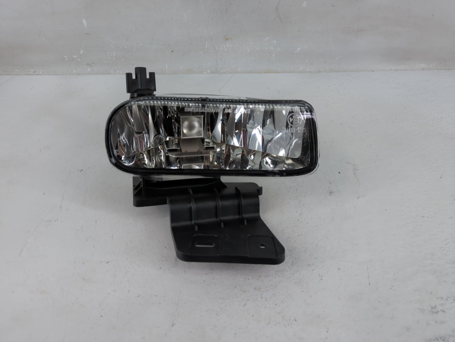 1999-2000 Chevrolet Tahoe Driver Left Oem Front Light Lamp - Oemusedautoparts1.com