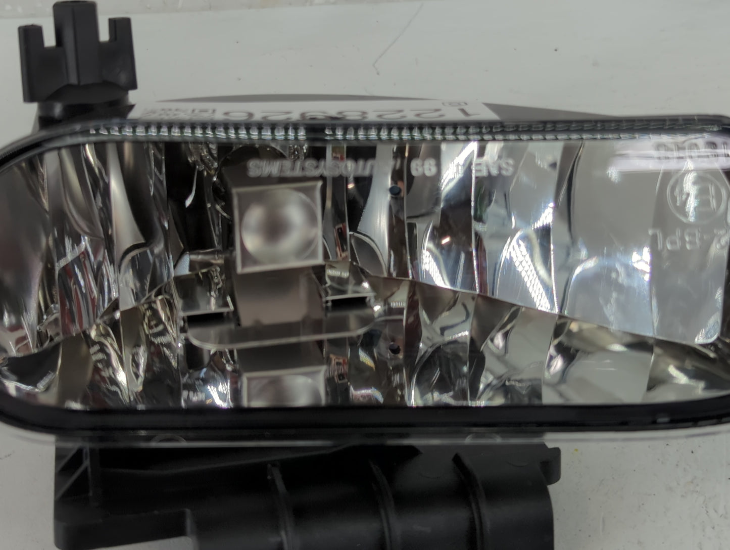 1999-2000 Chevrolet Tahoe Driver Left Oem Front Light Lamp - Oemusedautoparts1.com