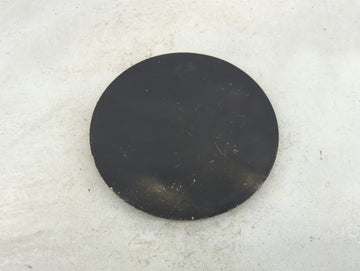 1999 Chevrolet Tahoe Center Cap Oem Black 1413848 - Oemusedautoparts1.com