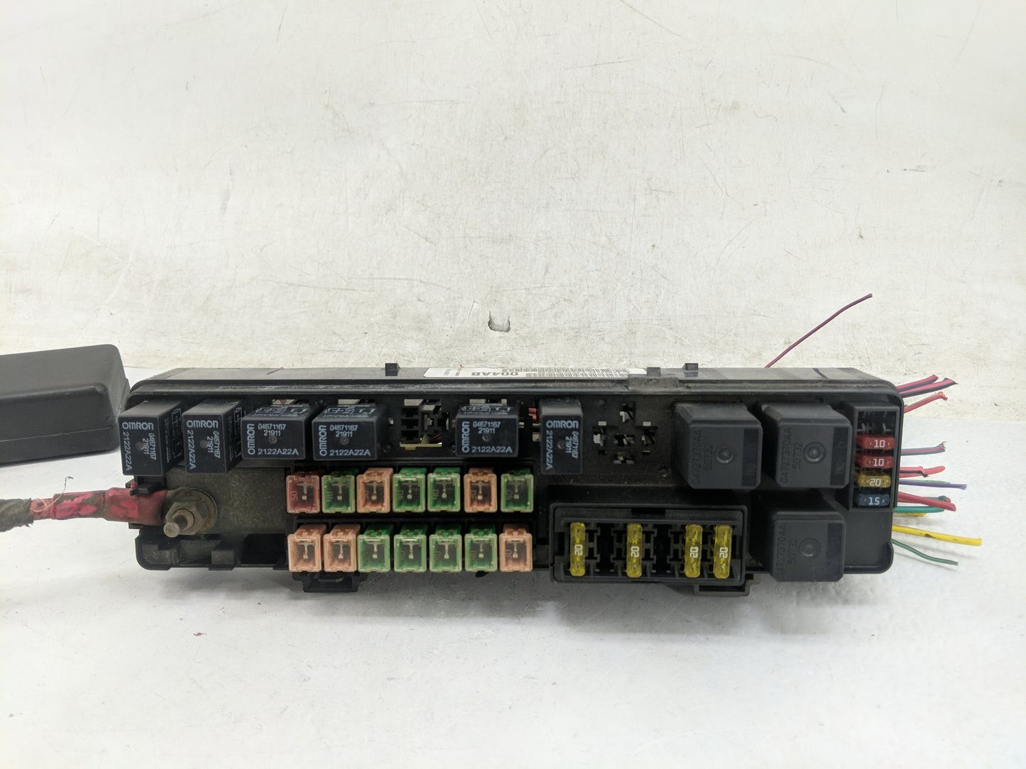 1999 Chrysler Lhs Fusebox Fuse Box Panel Relay Module Fits OEM Used Auto Parts - Oemusedautoparts1.com