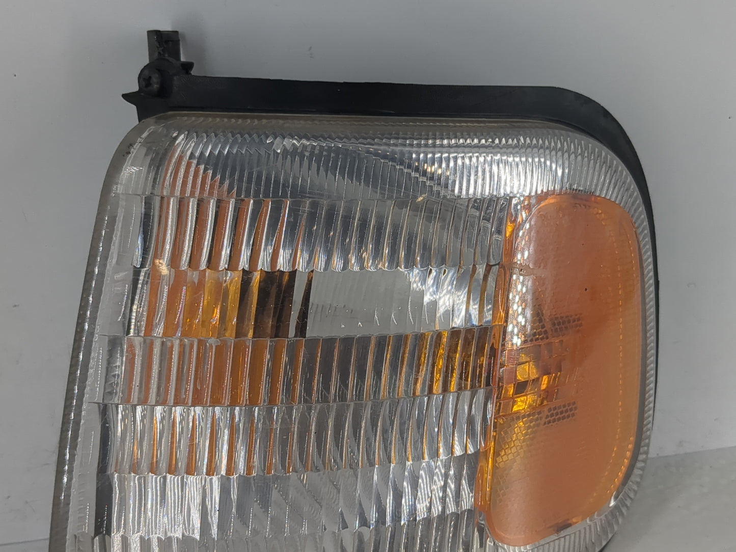 Chrysler Voyager Driver Left Oem Head Light Headlight Lamp - Oemusedautoparts1.com