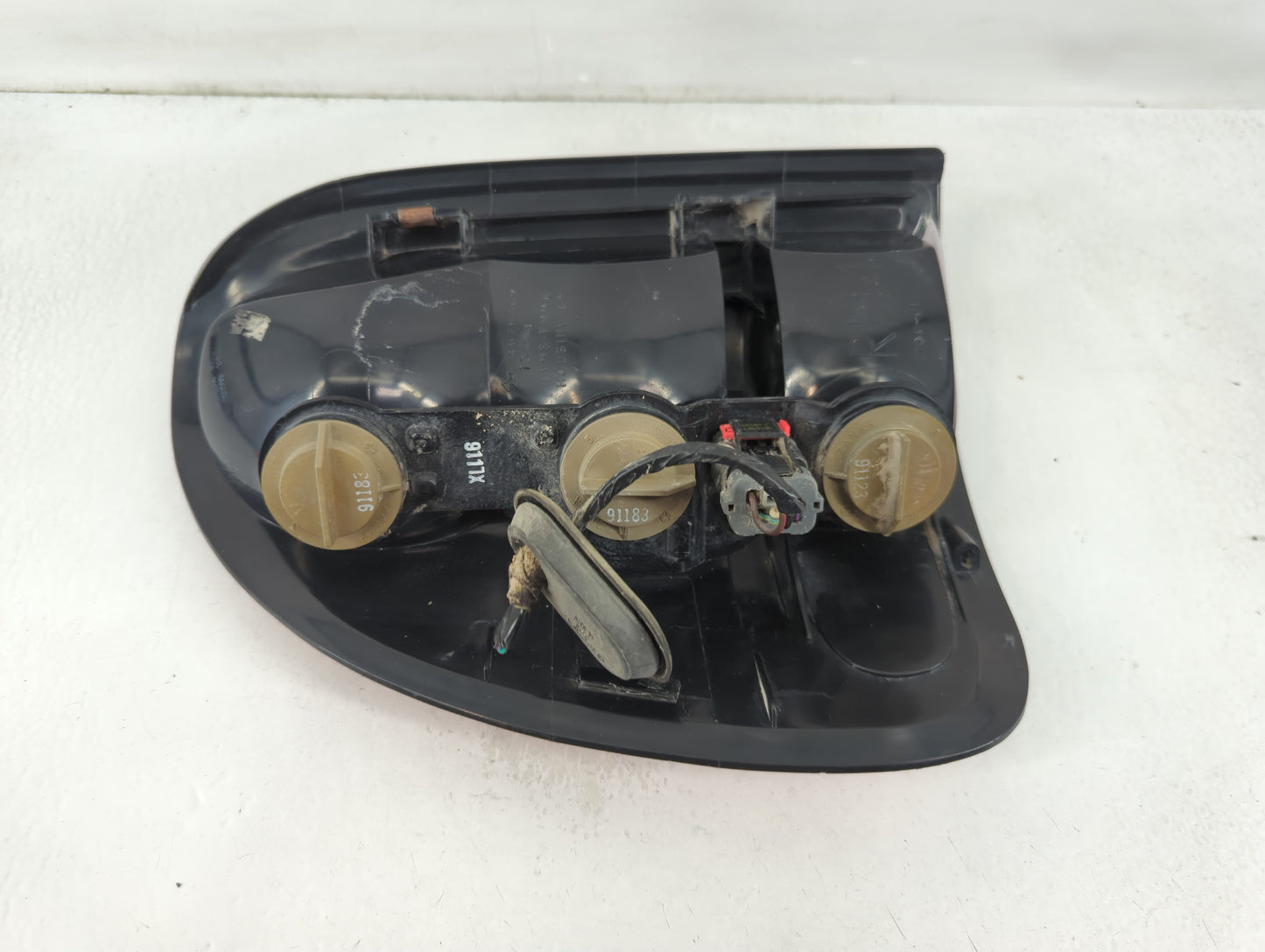 1999 Chrysler Voyager Tail Light Assembly Passenger Right OEM Fits Fits 1996 1997 1998 2000 2001 2002 2003 OEM Used Auto Par