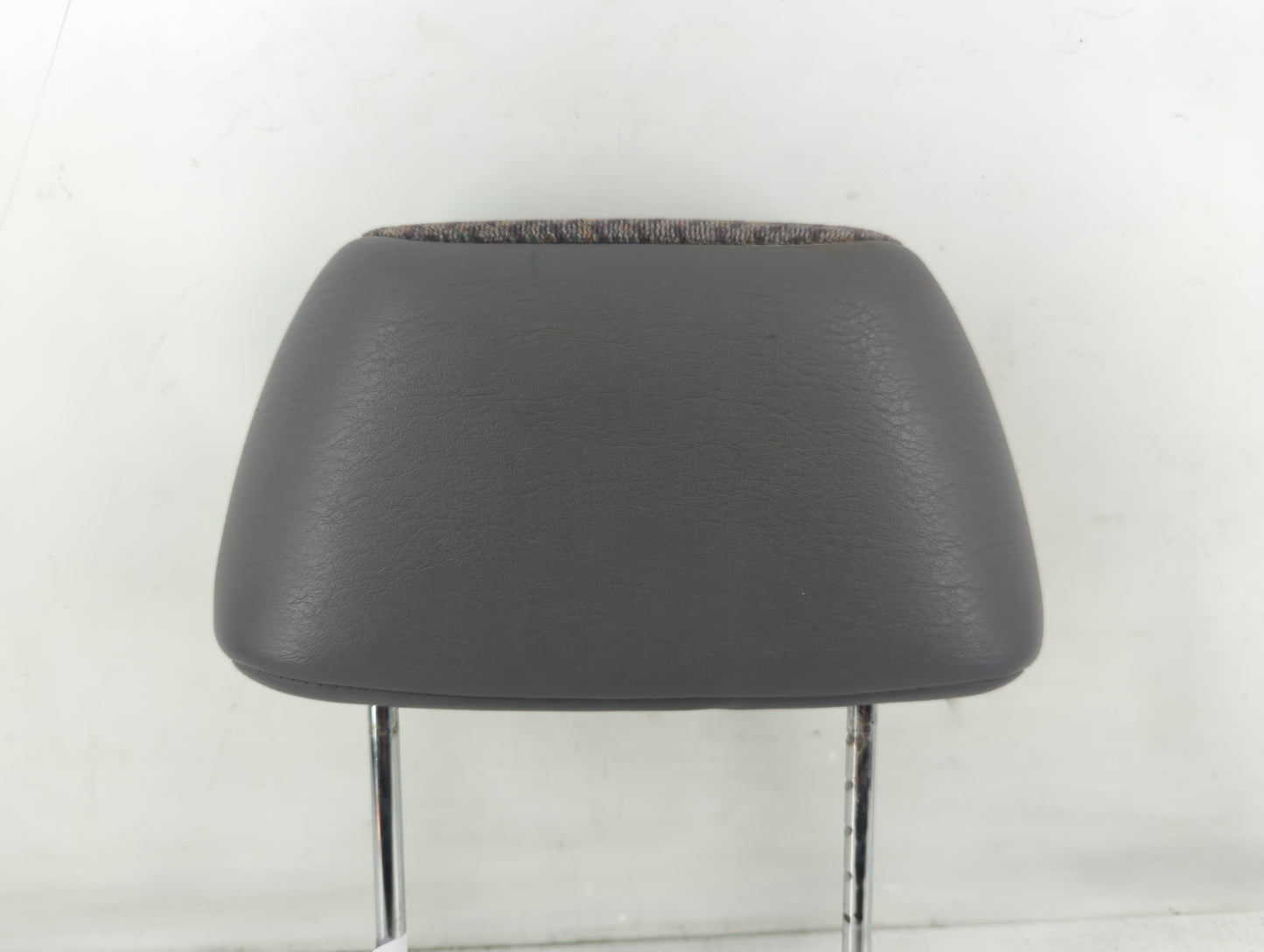 1999 Chrysler Voyager Headrest Head Rest Rear Seat Fits OEM Used Auto Parts - Oemusedautoparts1.com