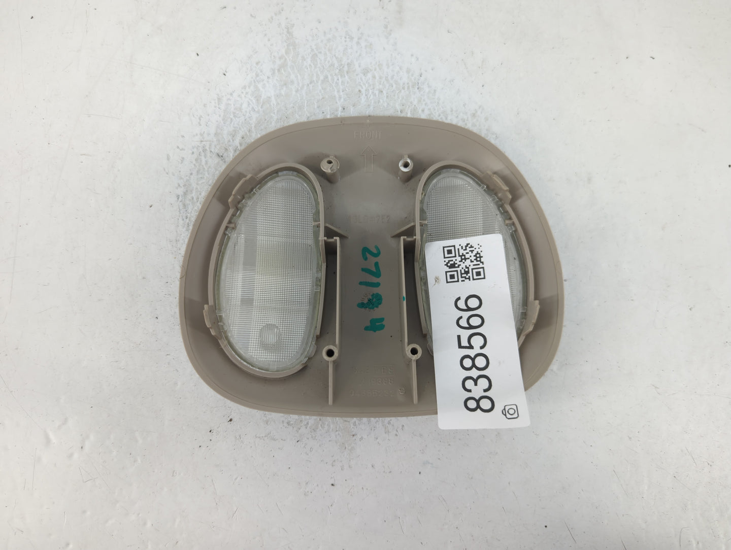 1999 Chrysler Voyager Overhead Roof Console - Oemusedautoparts1.com