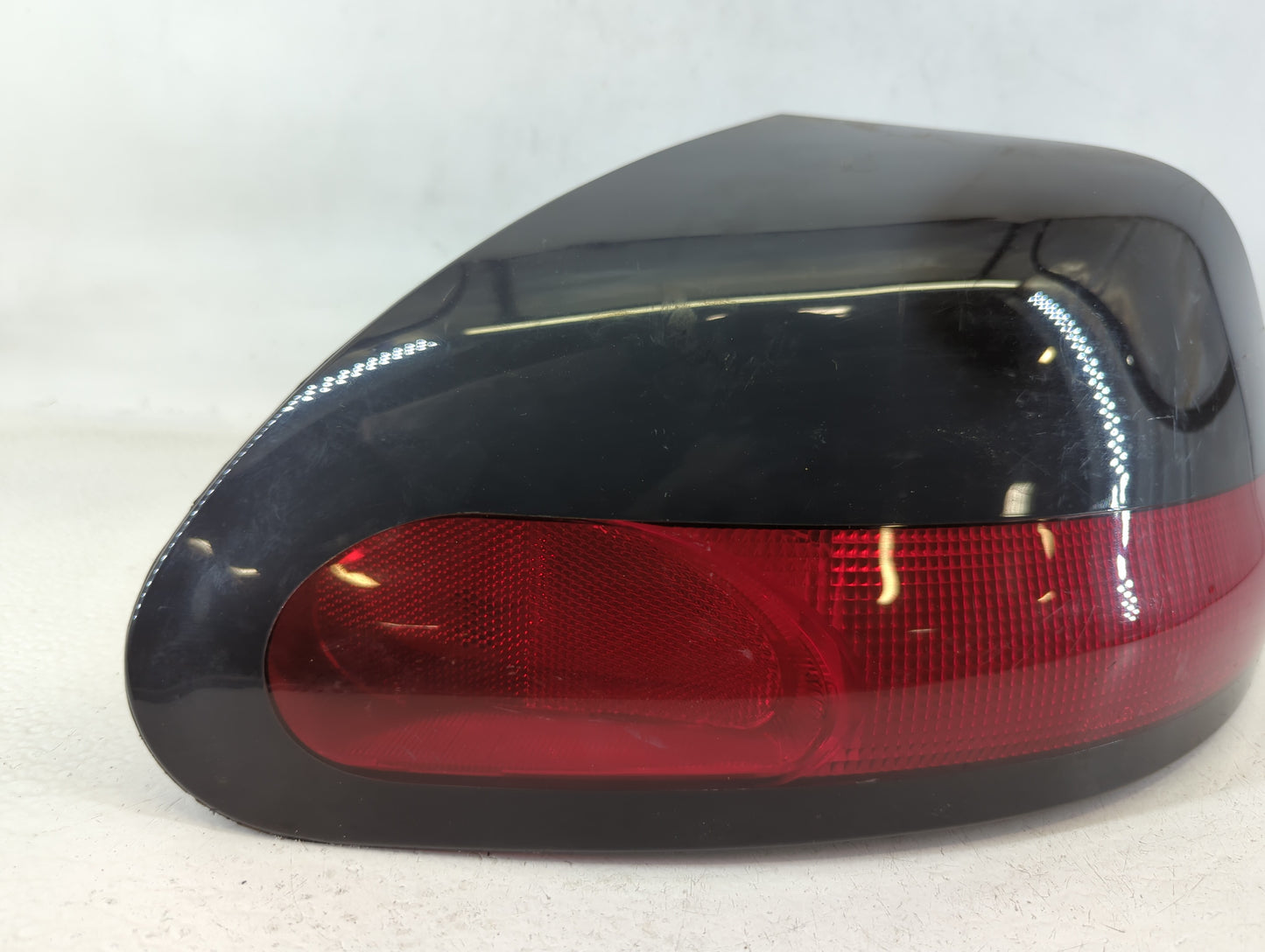 1997-2000 Dodge Avenger Tail Light Assembly Driver Left OEM P/N:168 2057 Fits Fits 1997 1998 1999 2000 OEM Used Auto Parts -