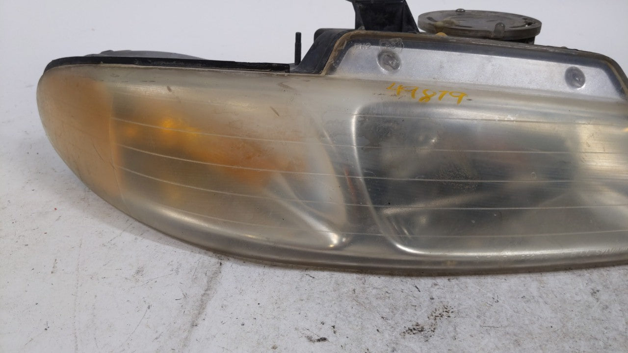 1999 Dodge Caravan Passenger Right Oem Head Light Headlight Lamp - Oemusedautoparts1.com