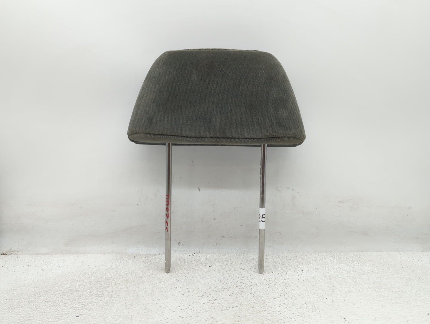 1996-2000 Dodge Caravan Headrest Head Rest Front Driver Passenger Seat - Oemusedautoparts1.com