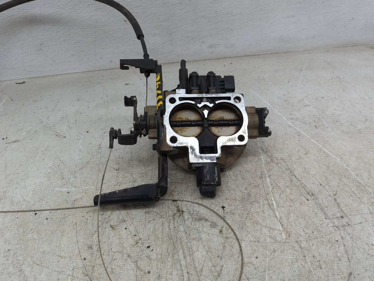 1997-2003 Dodge Dakota Throttle Body Fits Fits 1997 1998 1999 2000 2001 2002 2003 OEM Used Auto Parts - Oemusedautoparts1.co