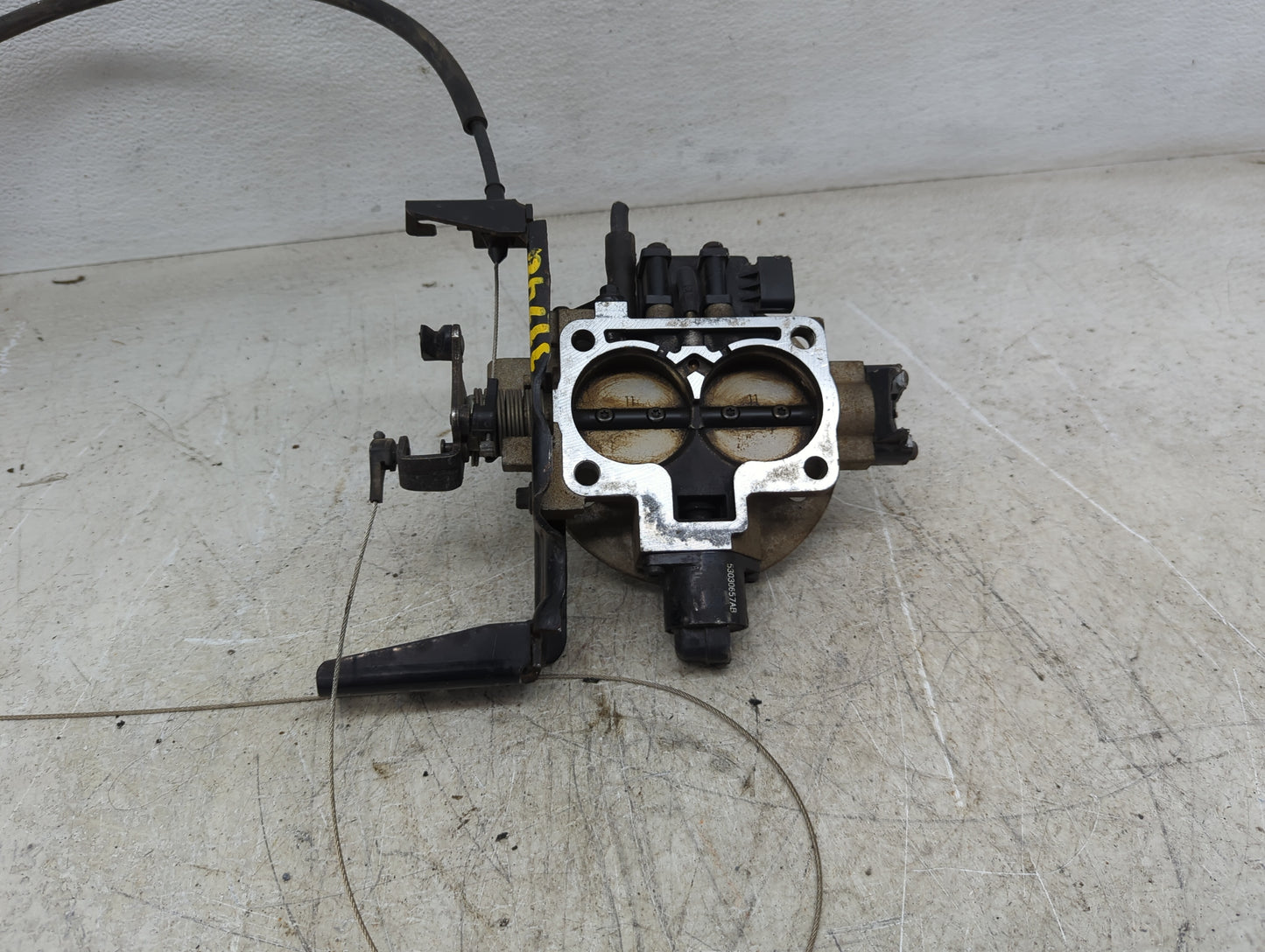 1997-2003 Dodge Dakota Throttle Body Fits Fits 1997 1998 1999 2000 2001 2002 2003 OEM Used Auto Parts - Oemusedautoparts1.co