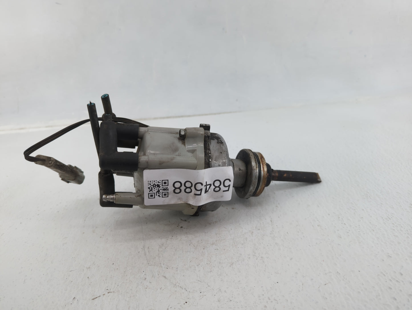 1998-2003 Dodge Dakota Engine Ignition Distributor OEM Fits Fits 1998 1999 2000 2001 2002 2003 OEM Used Auto Parts - Oemused