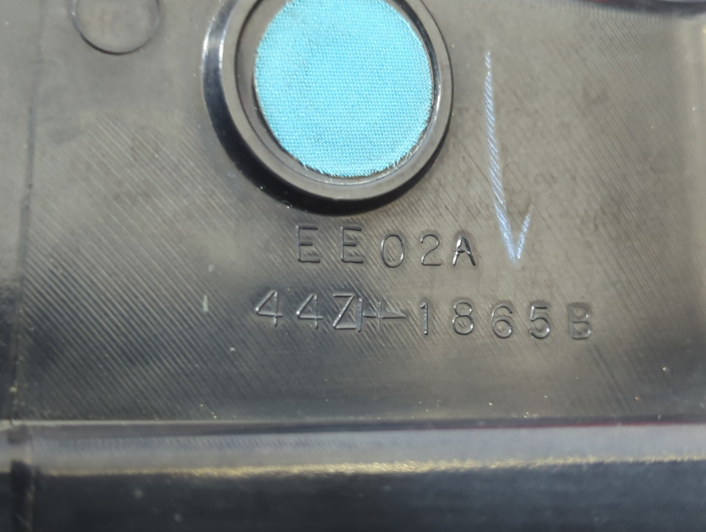 1997-2004 Dodge Dakota Tail Light Assembly Driver Left OEM P/N:44ZH-1865B Fits Fits 1997 1998 1999 2000 2001 2002 2003 2004 