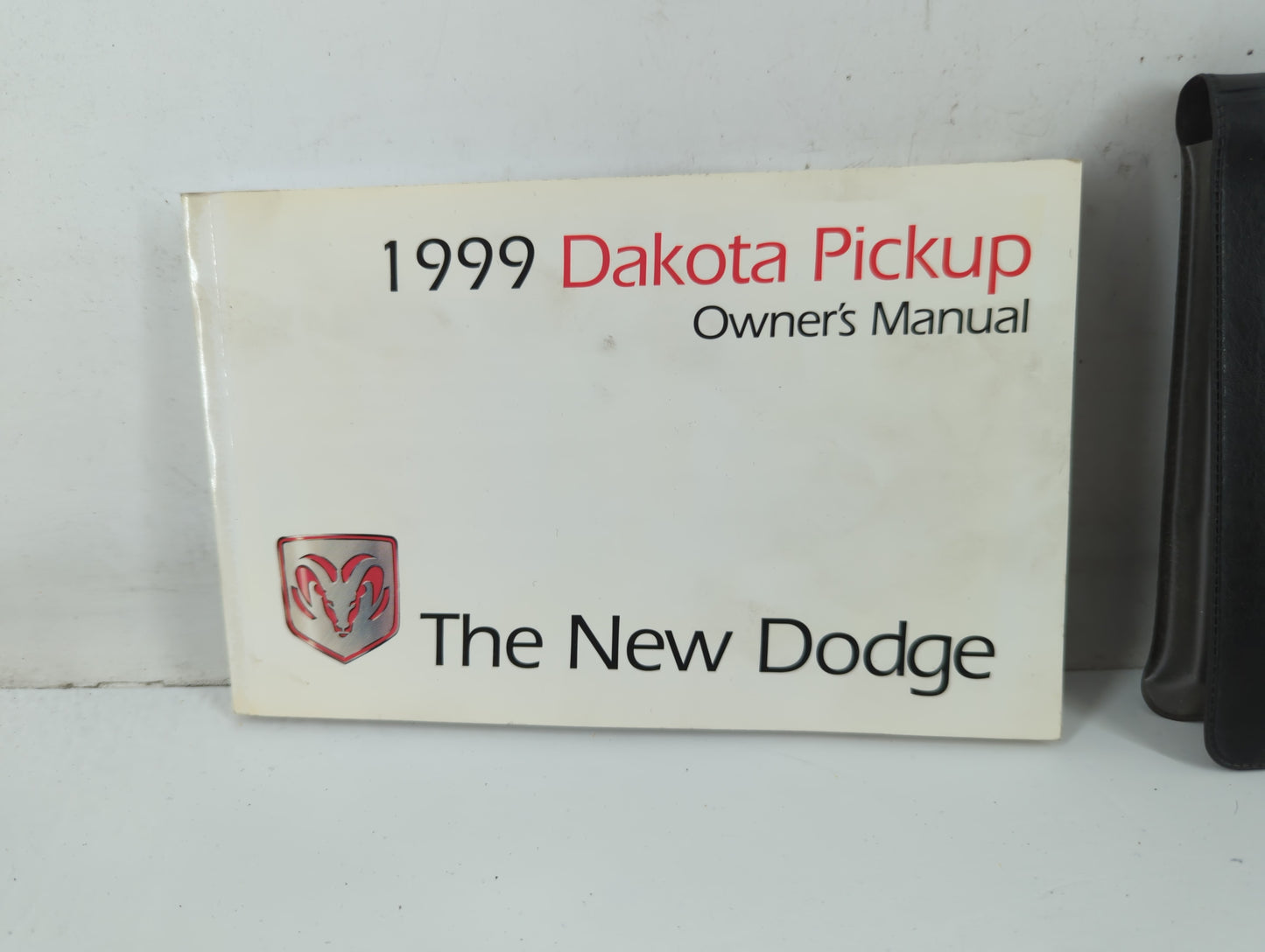 1999 Dodge Dakota Owners Manual Book Guide P/N:81-326-9932 OEM Used Auto Parts - Oemusedautoparts1.com