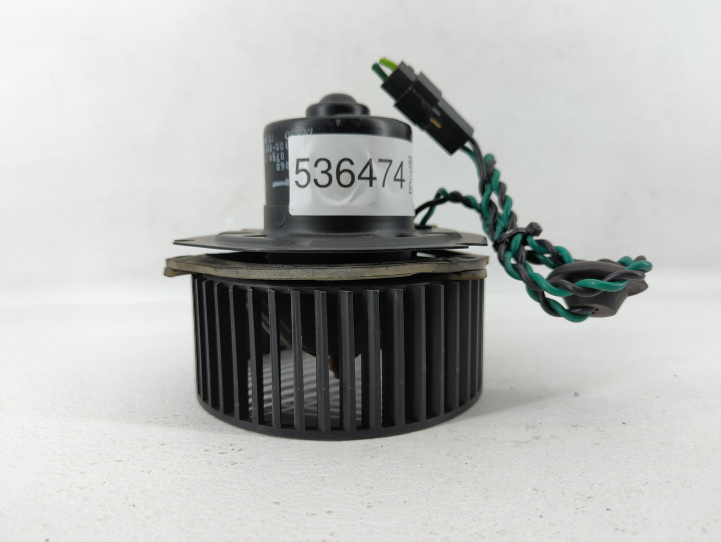 1998-2000 Dodge Durango Rear Heater AC Blower Motor P/N:4462674 Fits Fits 1998 1999 2000 OEM Used Auto Parts - Oemusedautopa