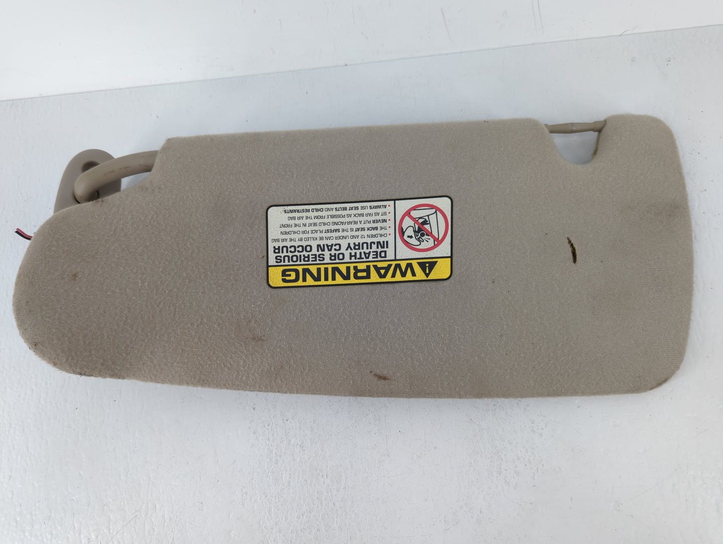 1999 Dodge Durango Sun Visor Shade Replacement Passenger Right Mirror Fits OEM Used Auto Parts - Oemusedautoparts1.com