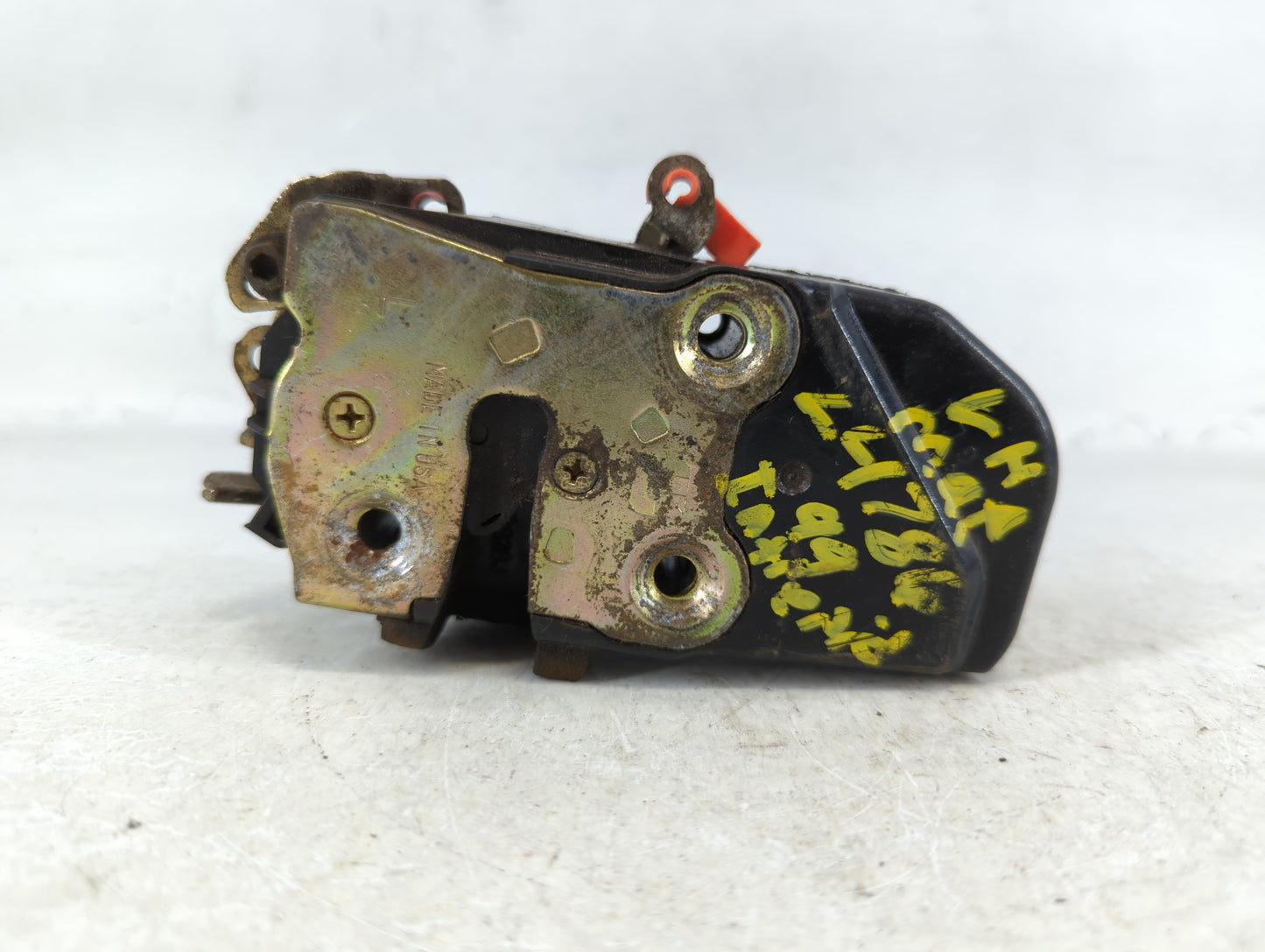 1999 Dodge Intrepid Front Driver Left Lock Actuator - Oemusedautoparts1.com
