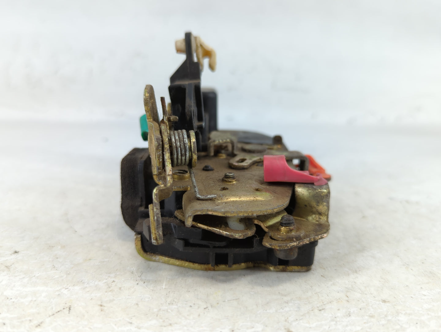 1999 Dodge Intrepid Front Driver Left Lock Actuator - Oemusedautoparts1.com
