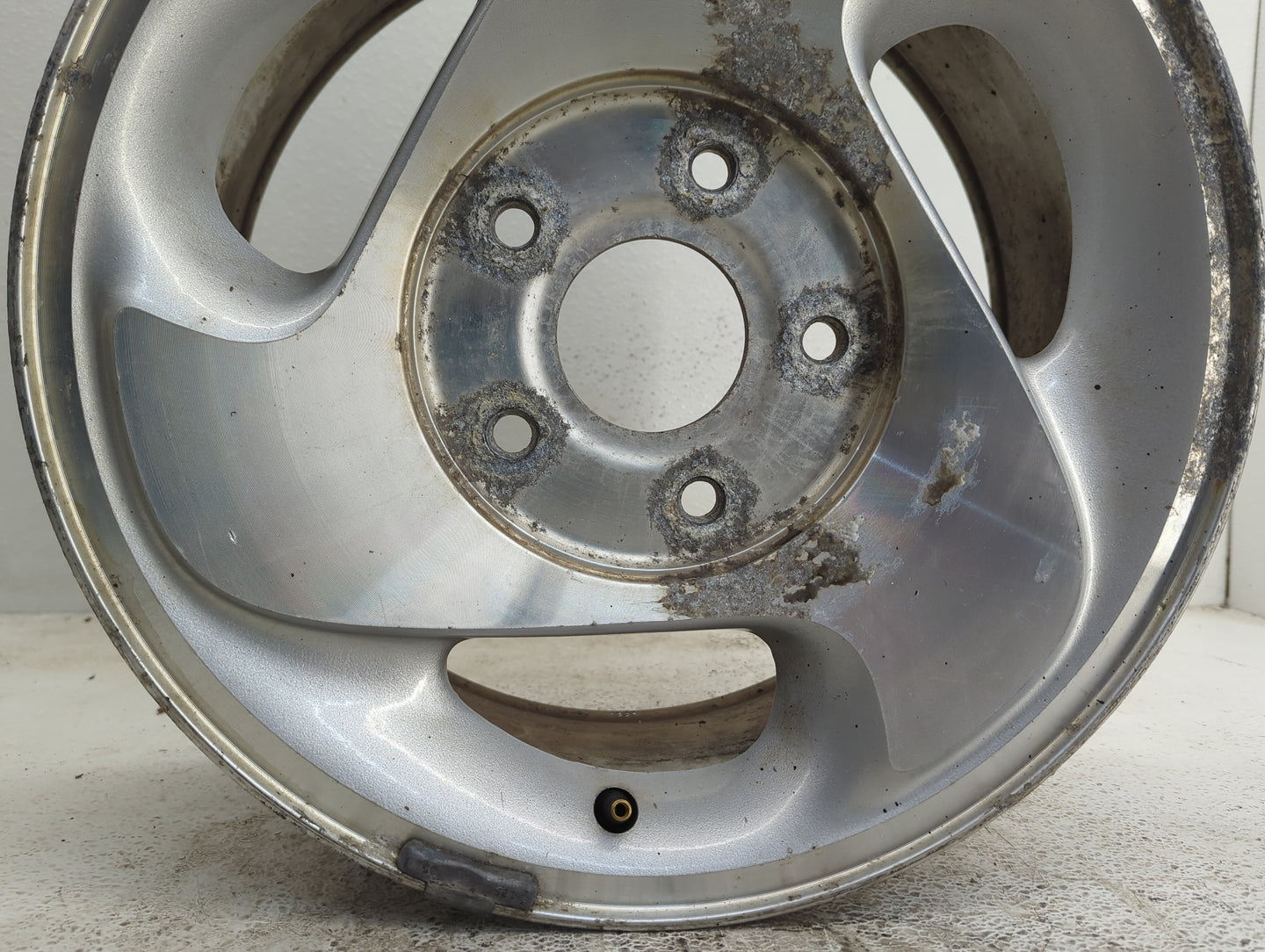1998-1999 Dodge Ram 1500 Oem Wheel Rim - Oemusedautoparts1.com