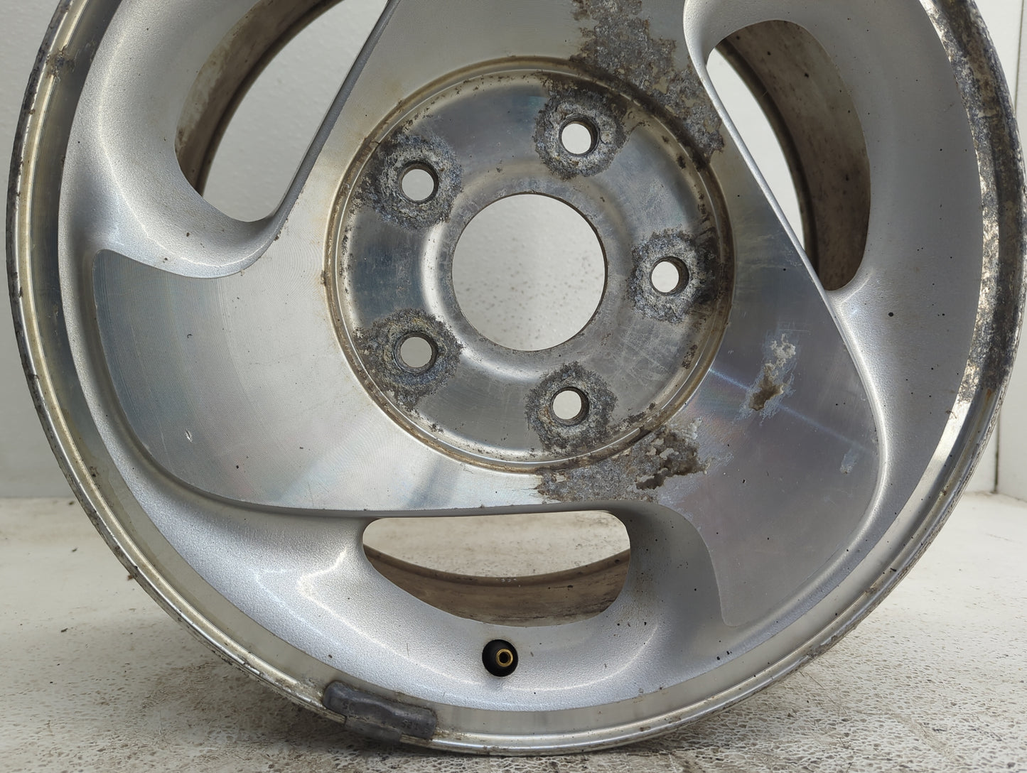 1998-1999 Dodge Ram 1500 Oem Wheel Rim - Oemusedautoparts1.com
