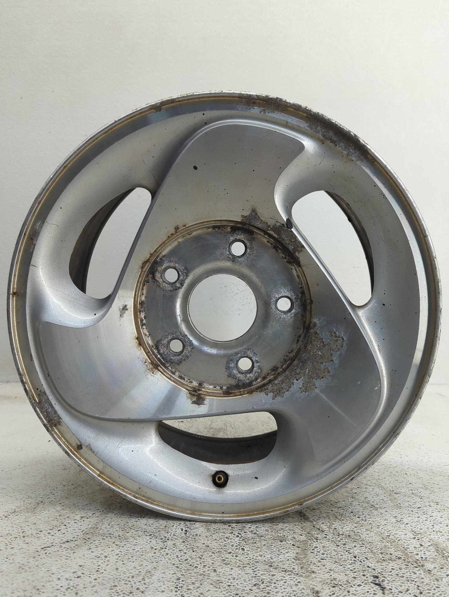 1998-1999 Dodge Ram 1500 Oem Wheel Rim - Oemusedautoparts1.com