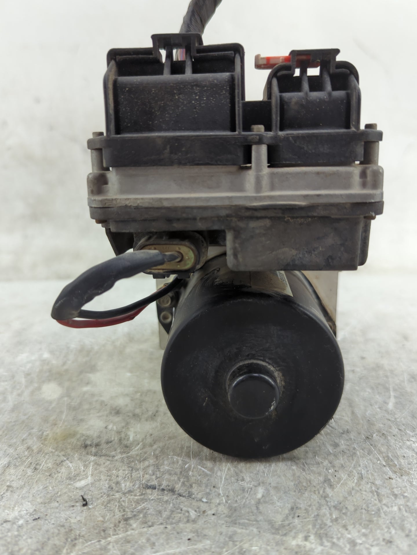 1998-1999 Dodge Ram 2500 ABS Pump Control Module Replacement P/N:P52009701AF T3TFK0119A2603, CGE07F0, 13102820 Fits Fits 199