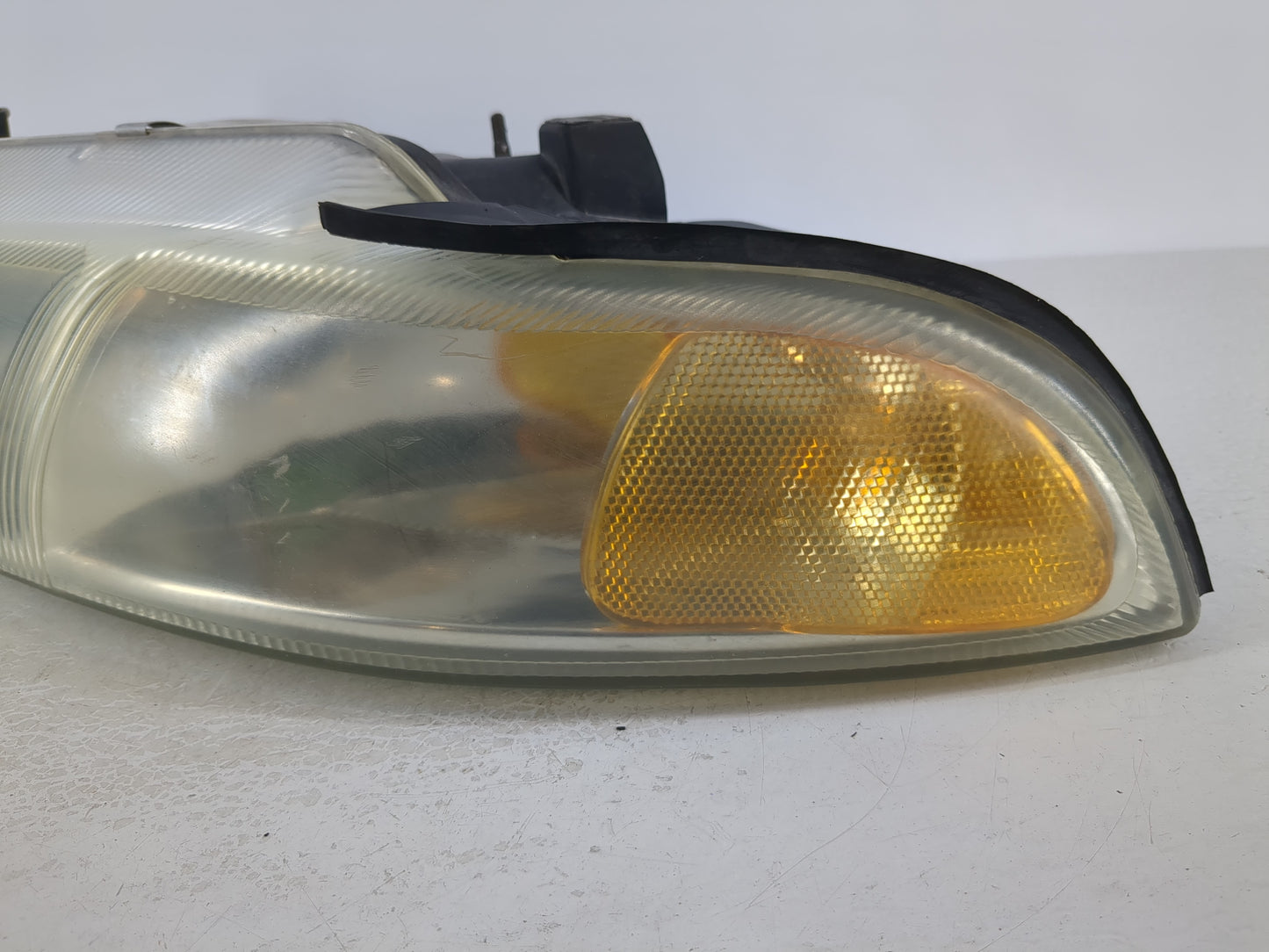 1997-2000 Dodge Stratus Driver Left Oem Head Light Headlight Lamp - Oemusedautoparts1.com