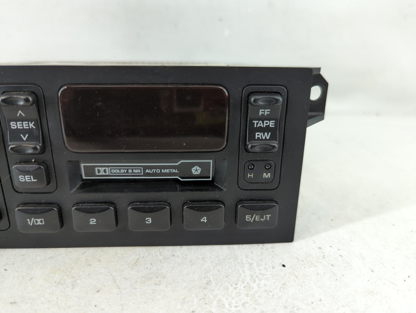 1995-2000 Dodge Stratus Radio AM FM Cd Player Receiver Replacement P/N:P04858558AE Fits Fits 1995 1996 1997 1998 1999 2000 O