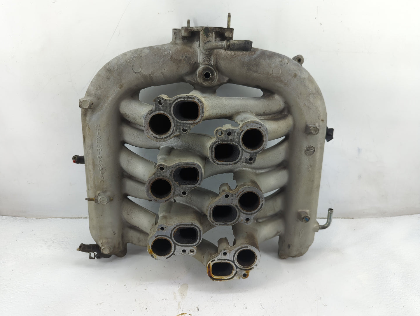 1999 Ford E-150 Air Intake Manifold P/N:RF-XL3E-9425-EC Fits OEM Used Auto Parts - Oemusedautoparts1.com