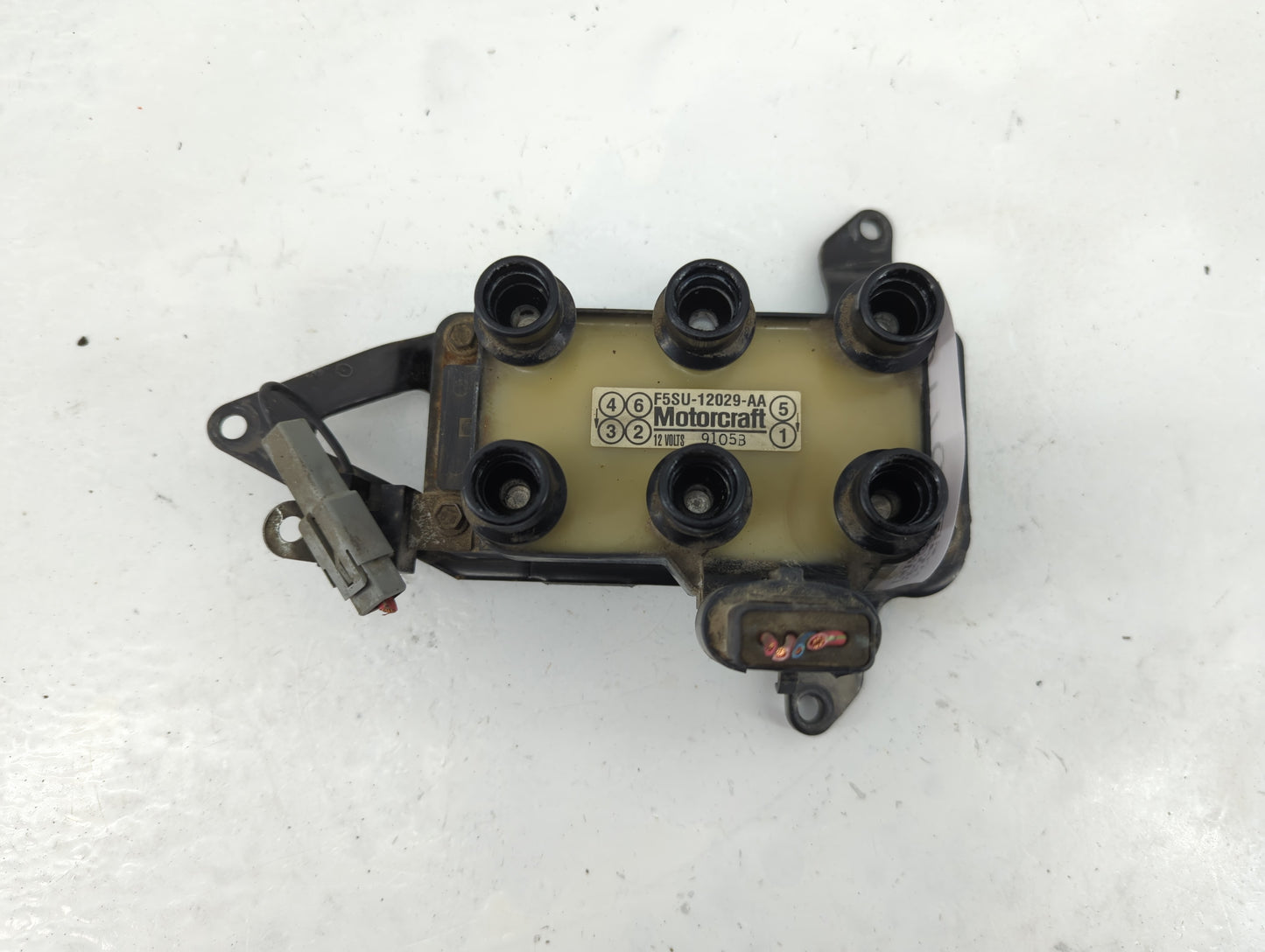 Ford E-150 Ignition Coil Igniter Pack - Oemusedautoparts1.com