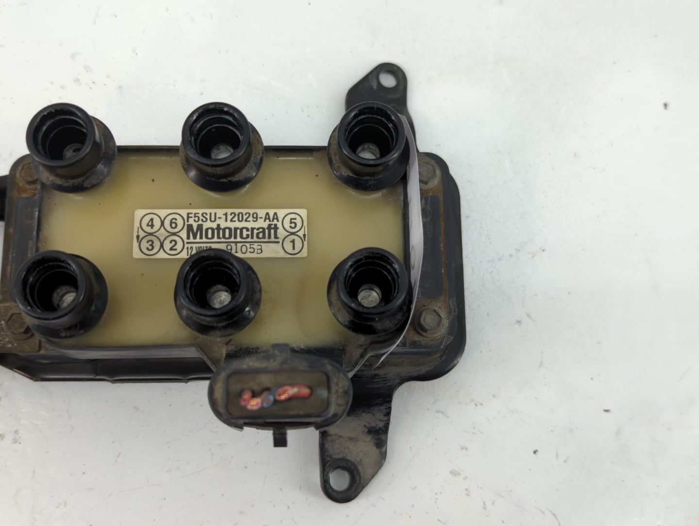 Ford E-150 Ignition Coil Igniter Pack - Oemusedautoparts1.com