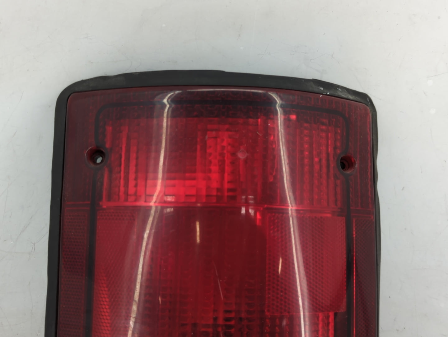 1995-2004 Ford E-150 Tail Light Assembly Passenger Right OEM P/N:FZUB-13440-AA Fits OEM Used Auto Parts - Oemusedautoparts1.