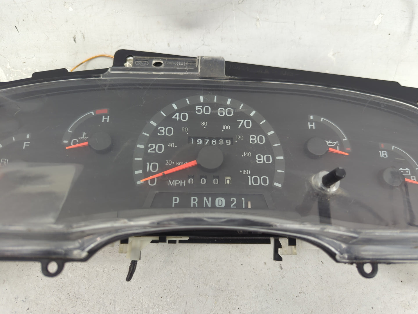 1999-2000 Ford E-150 Instrument Cluster Speedometer Gauges P/N:F8UF-10C956-AA Fits Fits 1999 2000 OEM Used Auto Parts - Oemu