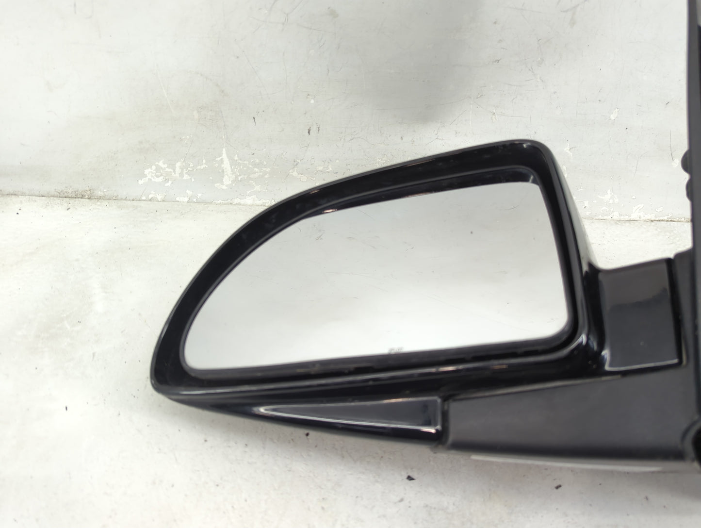 1992-2002 Ford E-150 Driver Side View Mirror - Left Door Mirror OEM Used - Oemusedautoparts1.com