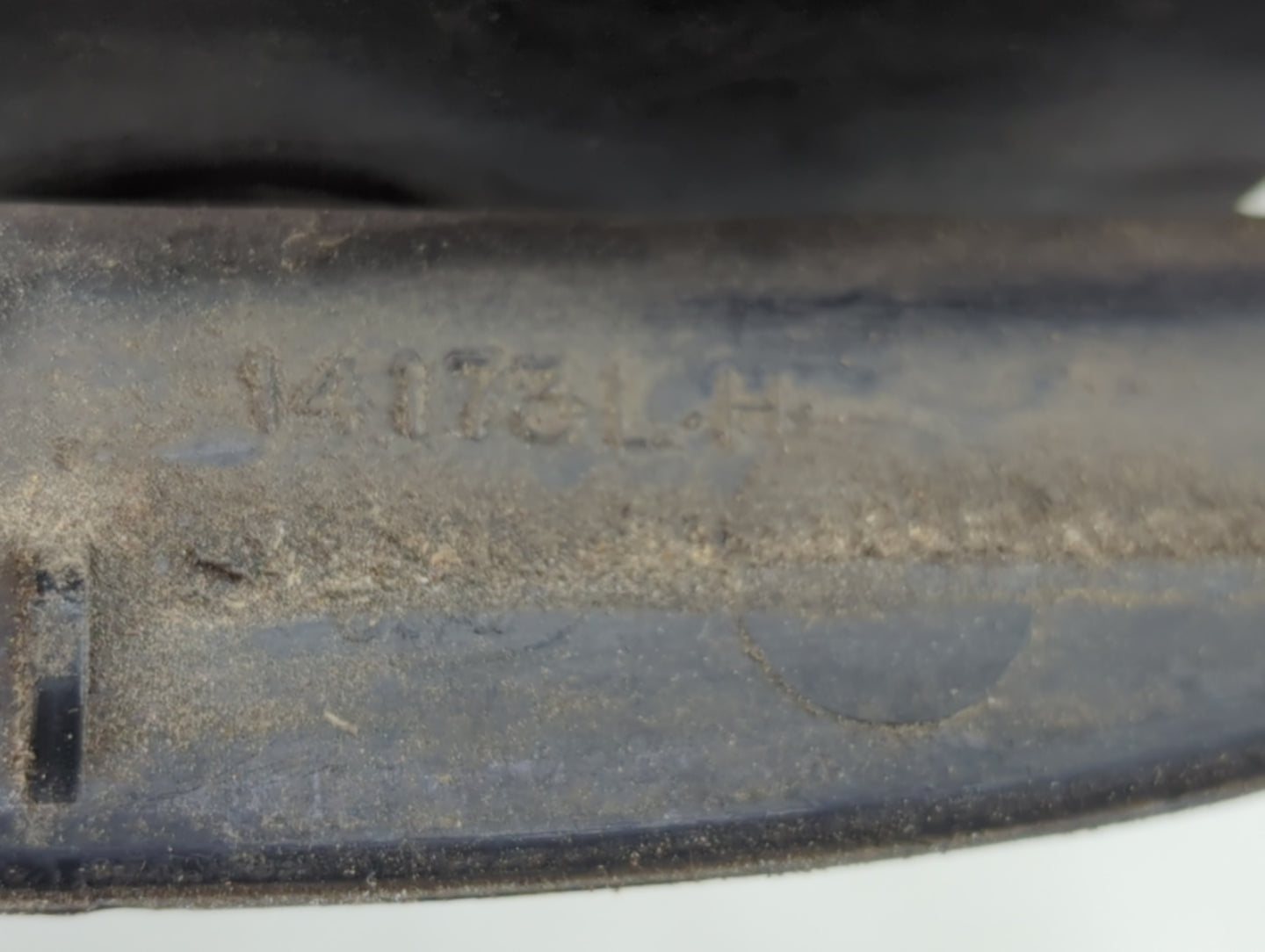 1994-2006 Ford E-150 Driver Side View Mirror - Left Door Mirror OEM Used - Oemusedautoparts1.com