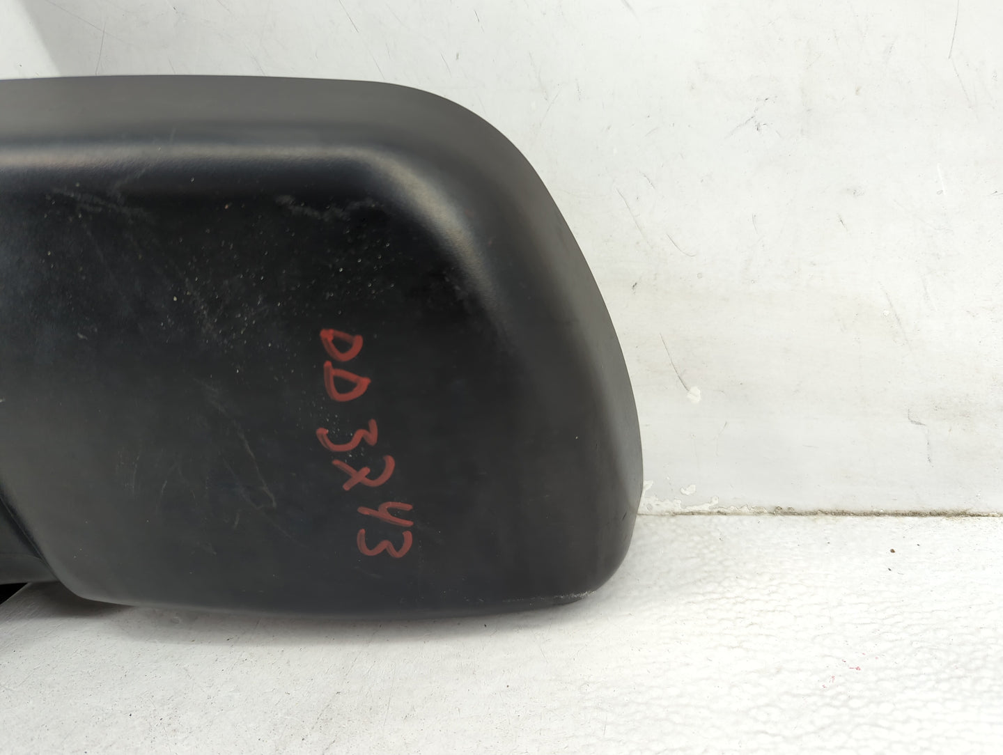 1994-2006 Ford E-150 Driver Side View Mirror - Left Door Mirror OEM Used - Oemusedautoparts1.com