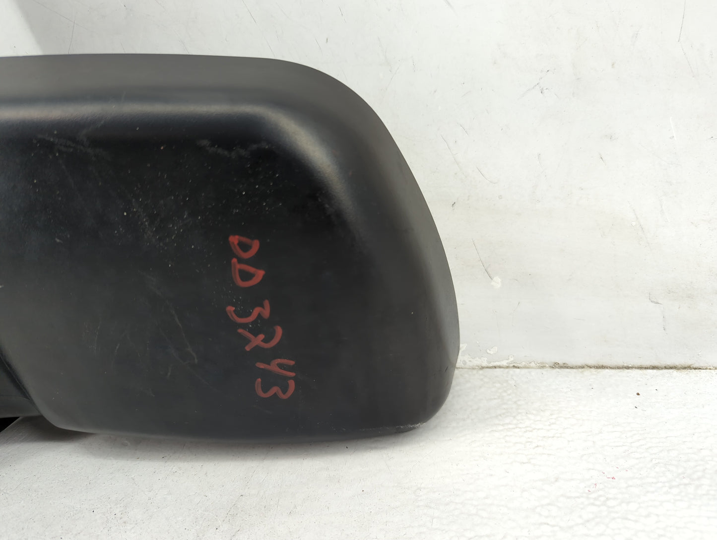 1994-2006 Ford E-150 Driver Side View Mirror - Left Door Mirror OEM Used - Oemusedautoparts1.com
