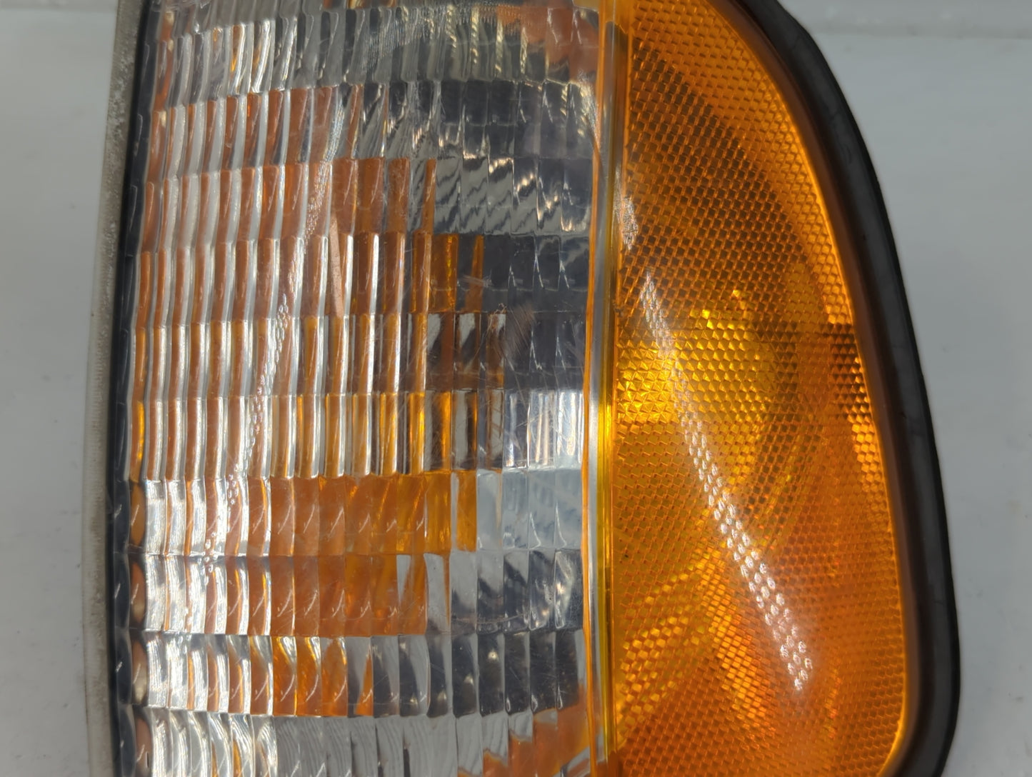 Ford E-250 Driver Left Oem Front Light Lamp - Oemusedautoparts1.com