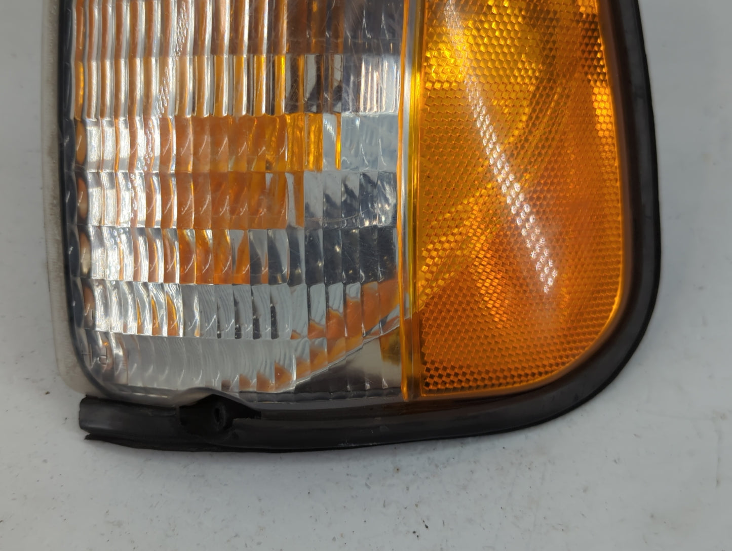 Ford E-250 Driver Left Oem Front Light Lamp - Oemusedautoparts1.com