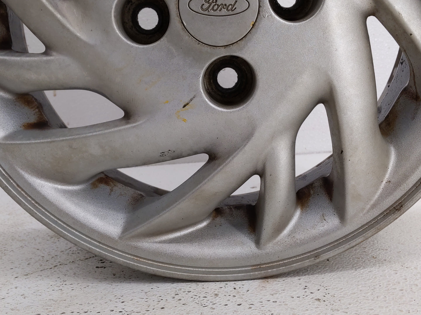 1997-1999 Ford Escort Oem Wheel Rim - Oemusedautoparts1.com