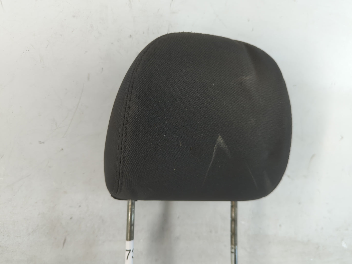 1999-2003 Ford Escort Headrest Head Rest Front Driver Passenger Seat Fits Fits 1999 2000 2001 2002 2003 OEM Used Auto Parts 