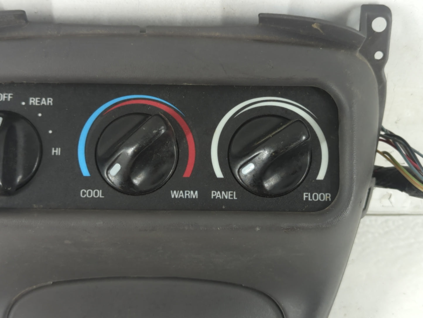 1999-2002 Ford Expedition Climate Control Module Temperature AC/Heater Replacement P/N:XL1H-19E764-AA Fits OEM Used Auto Par