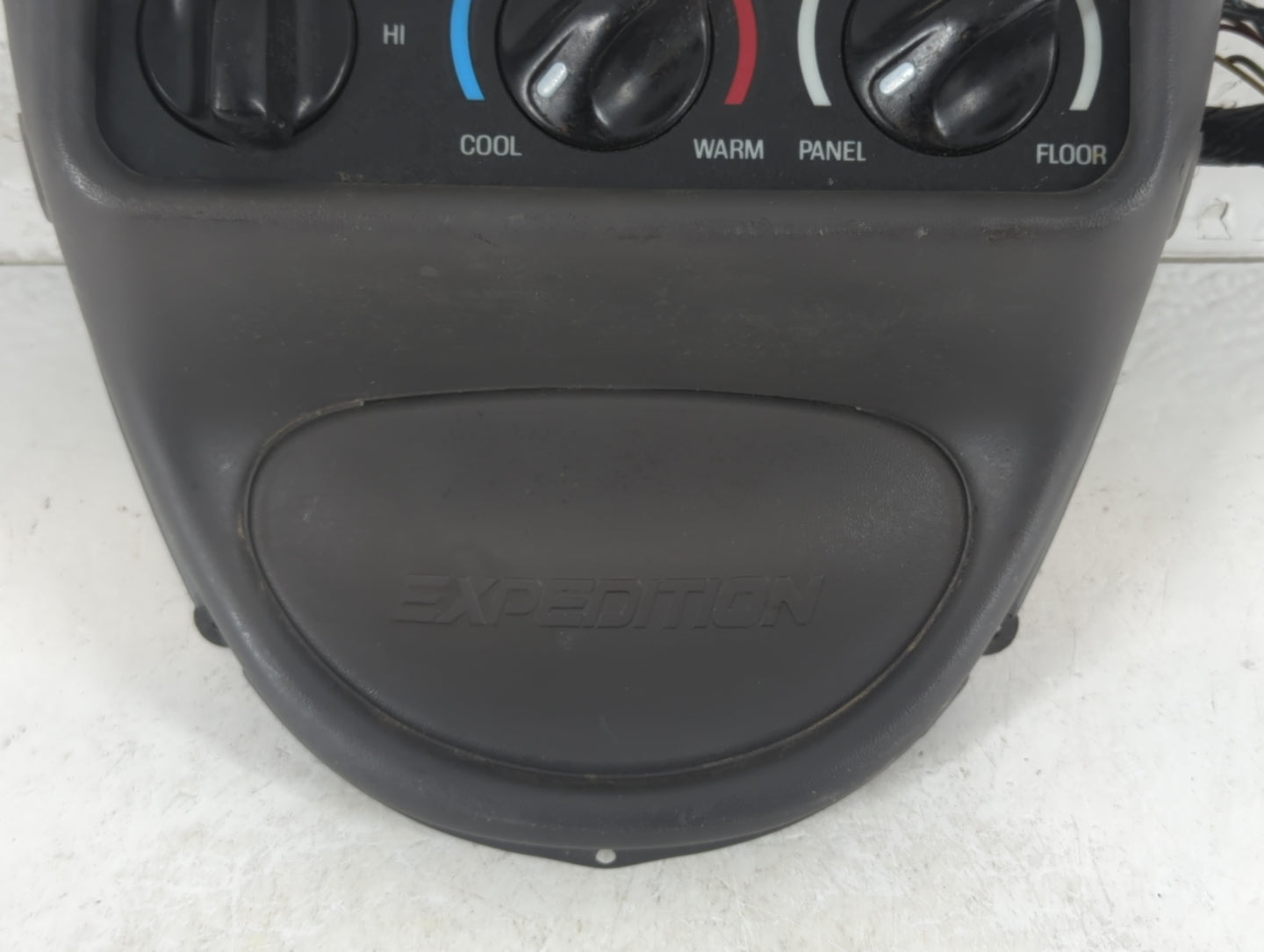 1999-2002 Ford Expedition Climate Control Module Temperature AC/Heater Replacement P/N:XL1H-19E764-AA Fits OEM Used Auto Par