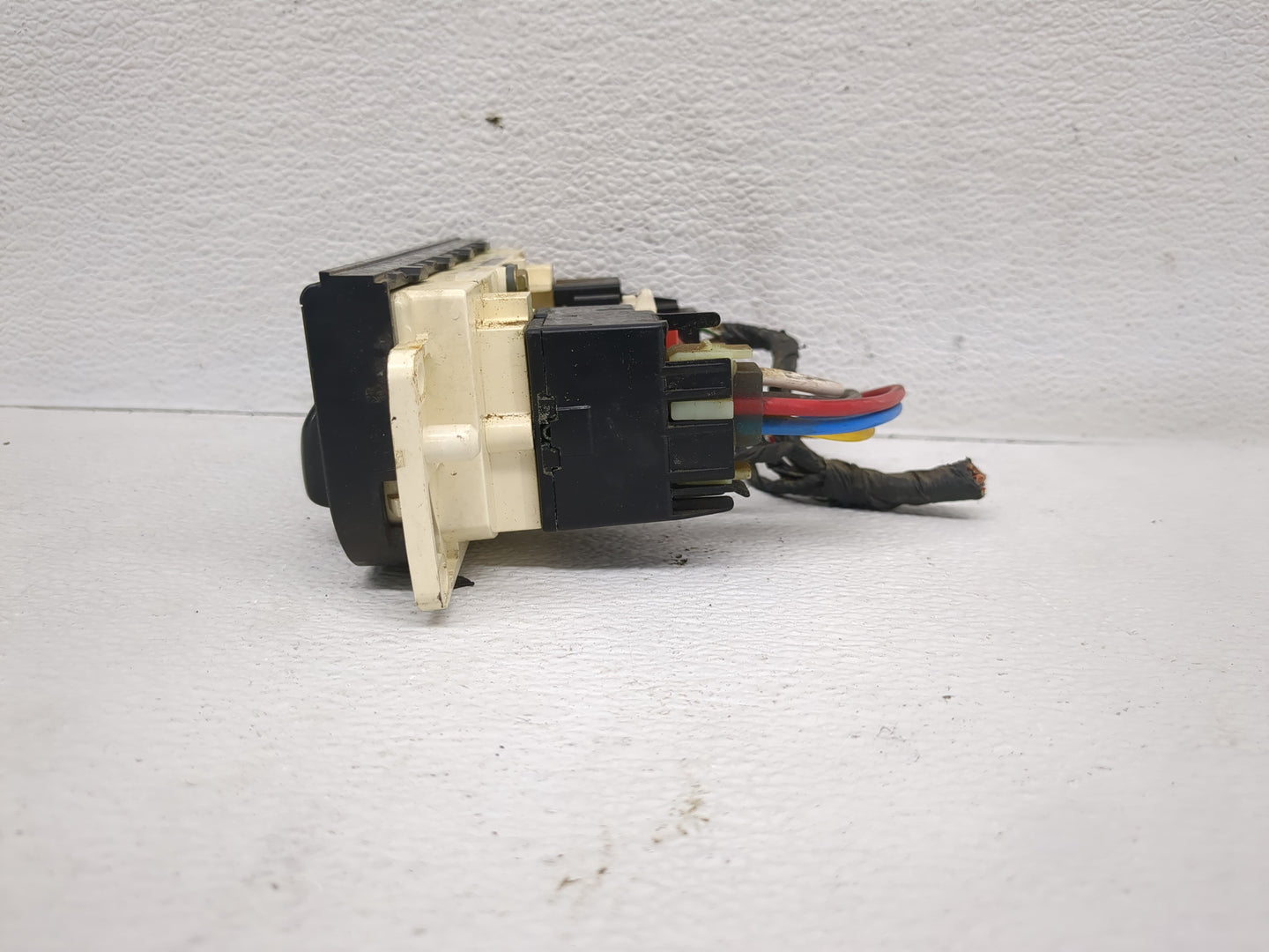 1999-2002 Ford Expedition Climate Control Module Temperature AC/Heater Replacement Fits Fits 1999 2000 2001 2002 2003 2004 O
