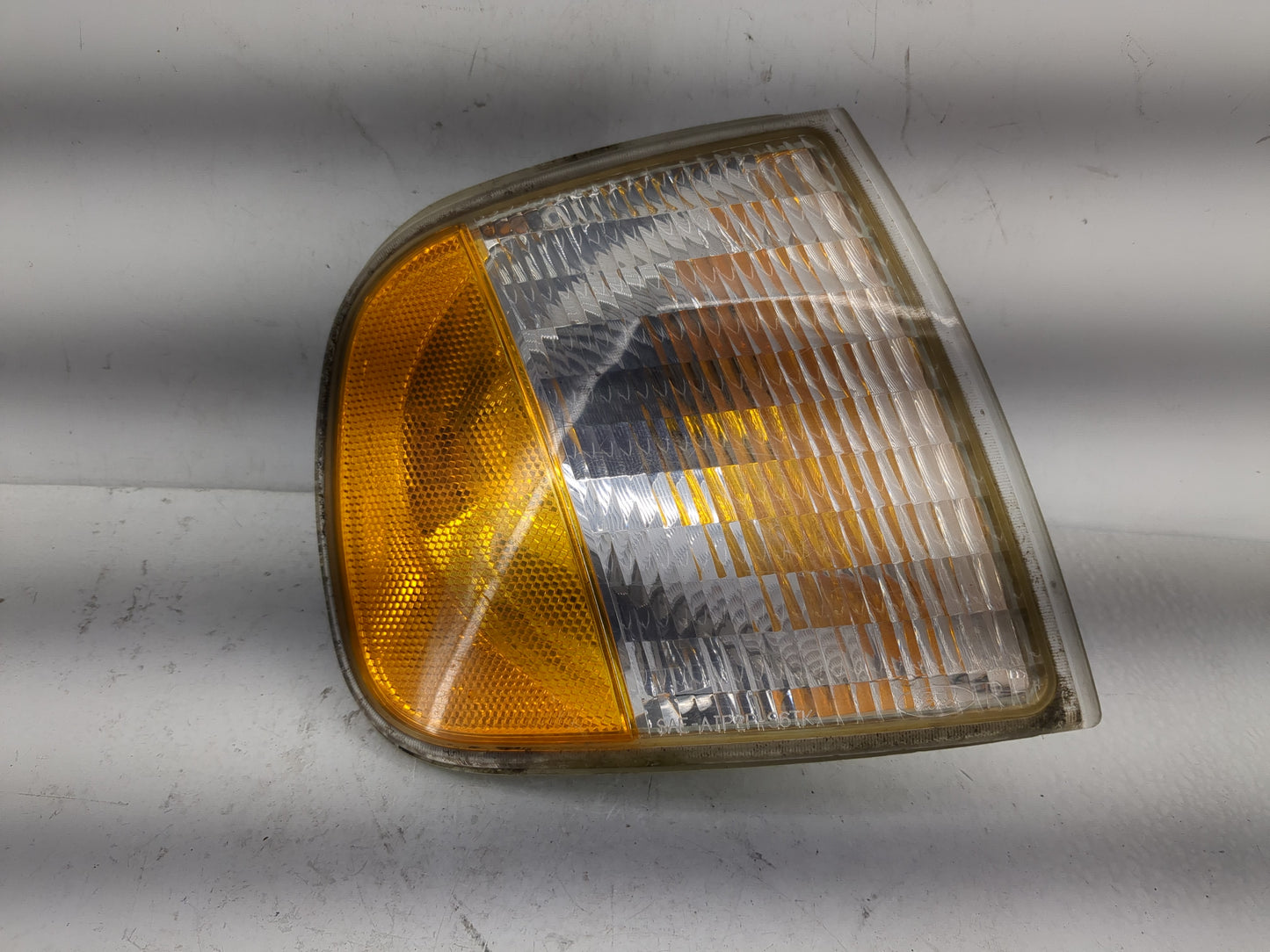 1997-2002 Ford Expedition Passenger Right Oem Front Light Lamp - Oemusedautoparts1.com