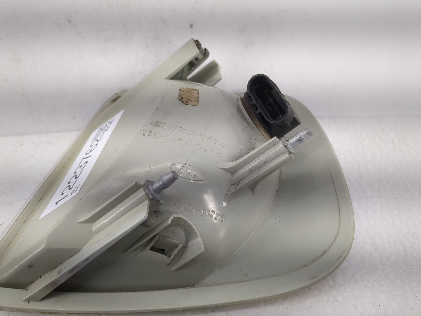 1997-2002 Ford Expedition Passenger Right Oem Front Light Lamp - Oemusedautoparts1.com