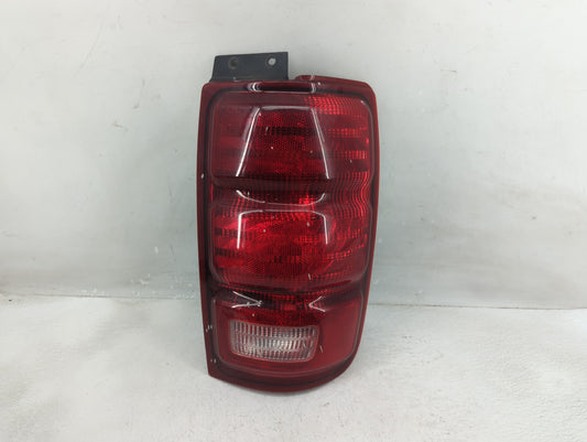 1997-2002 Ford Expedition Tail Light Assembly Passenger Right OEM P/N:44ZH-1093B Fits Fits 1997 1998 1999 2000 2001 2002 OEM