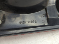 1997-2002 Ford Expedition Tail Light Assembly Passenger Right OEM P/N:44ZH-1093B Fits Fits 1997 1998 1999 2000 2001 2002 OEM